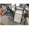 Image 1 : 4 Patio Chairs