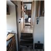 Image 8 : 2018 Grand Design Reflextion 150 Series 22' 5th Wheel Camper