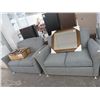 Image 1 : Grey Cloth Contemporary Loveseats - 4