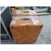 Image 1 : 2-Orange Portable Transport Cases - 2 X $