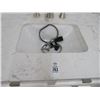 Image 2 : White Marble Top Bathroom Vanity