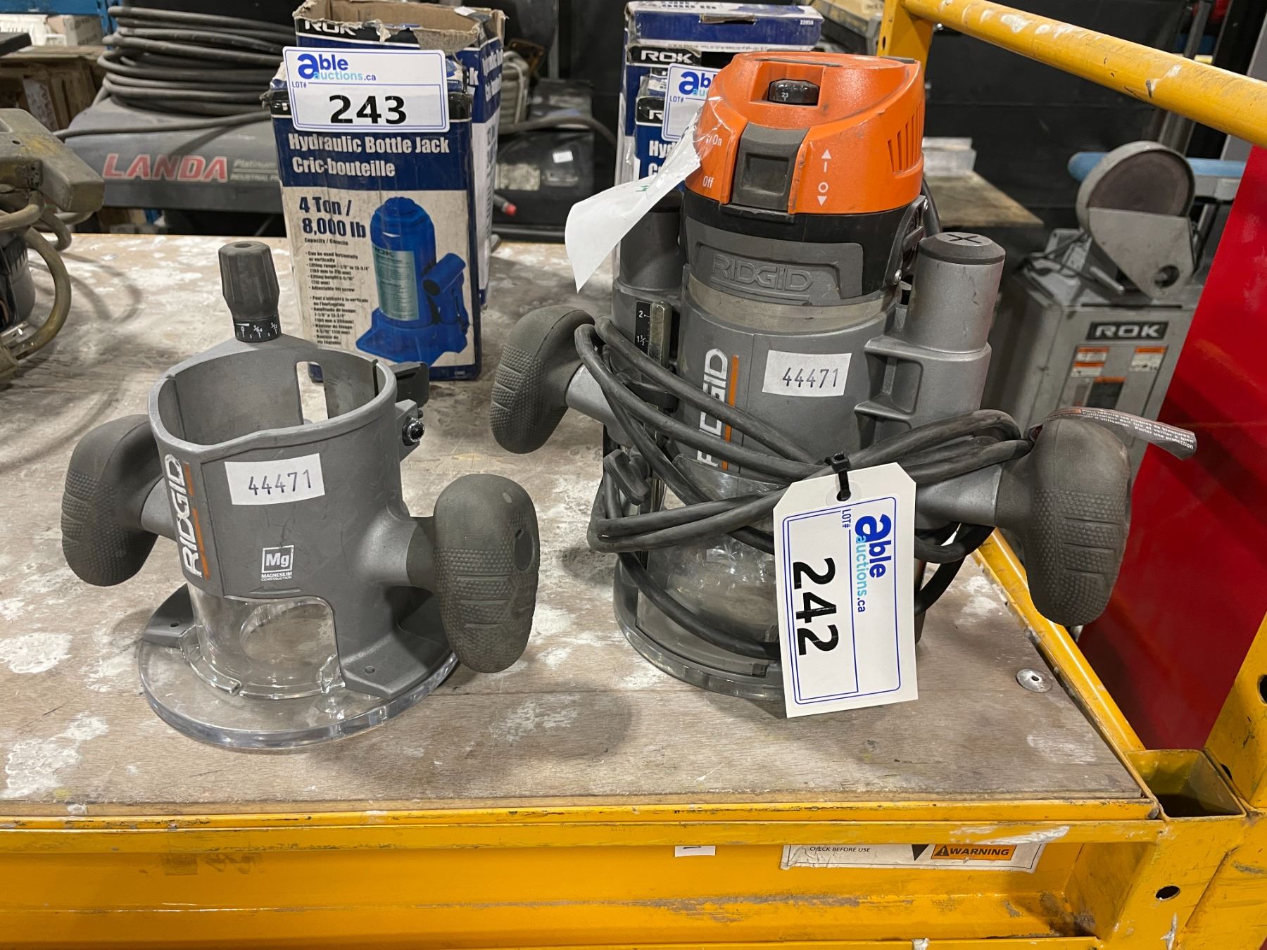 RIDGID R2901 ELECTRIC INDUSTRIAL PLUNGE ROUTER WITH ATTACHMENT - Able ...