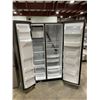 Image 2 : GENERAL ELECTRIC GSS25IYNXHFS STAINLESS STEEL SIDE BY SIDE REFRIGERATOR WITH WATER / ICE MAKER