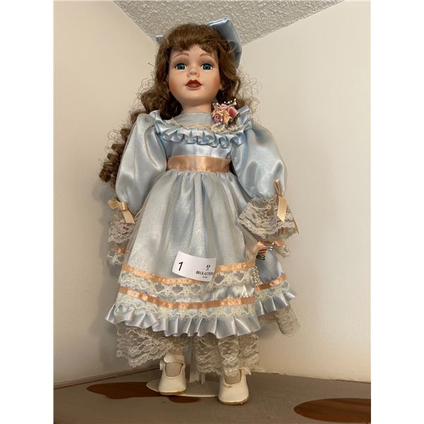 "Brenda" Collector's Choice 1998 Porcelain Doll 5W 15H