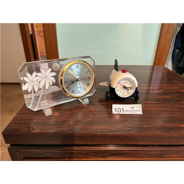 Pamax 7B Quartz Clock With Toy Airplane Clock