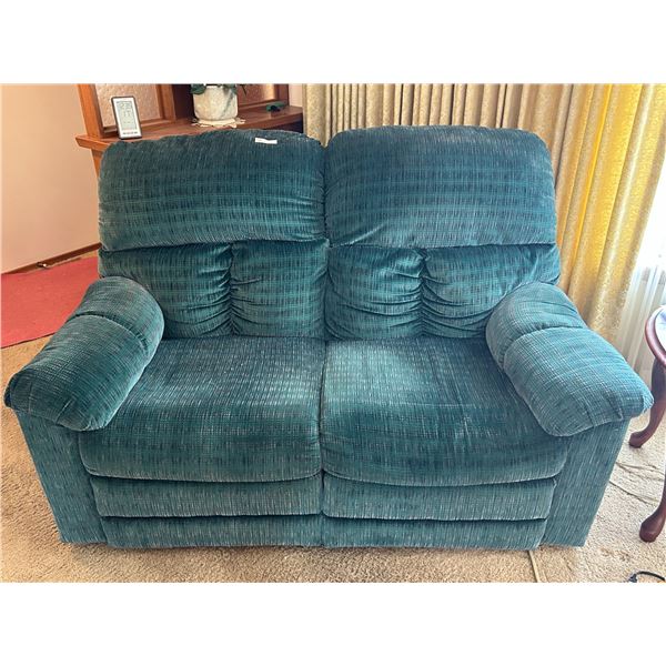 Big Comfy Love Seat 38D 55W