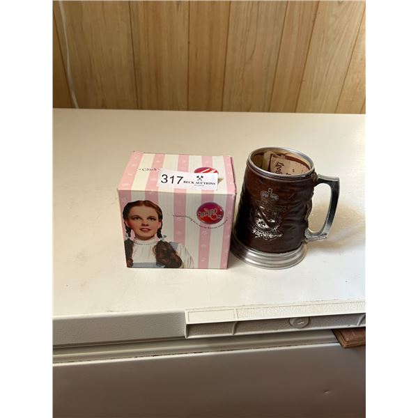 The Wizard Of Oz With Tavern Mug