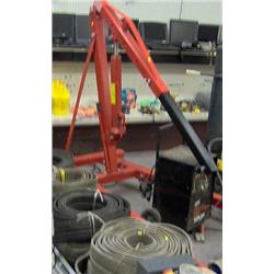 2 TON FOLDING CHERRY PICKER