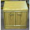 Image 1 : NIGHT TABLE