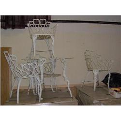 PATIO SET