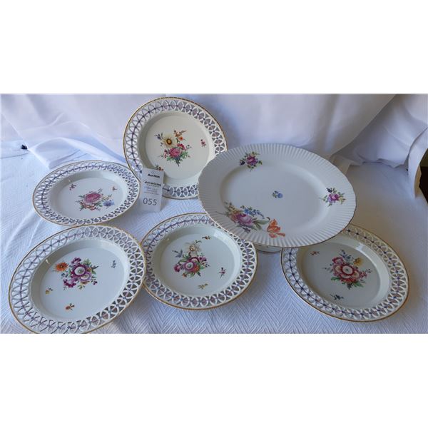 Cake Stand & Plates Cat A