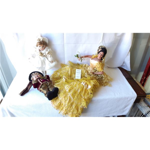 Spanish Doll & More Cat A