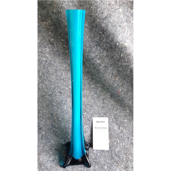 Hand Blown Bud Vase Cat A