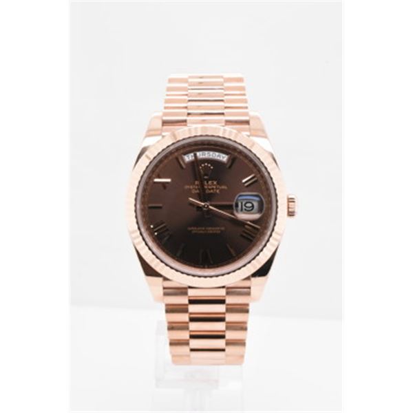 Pre-owned ROLEX DAY-DATE II Model #228235 R/G 40MM