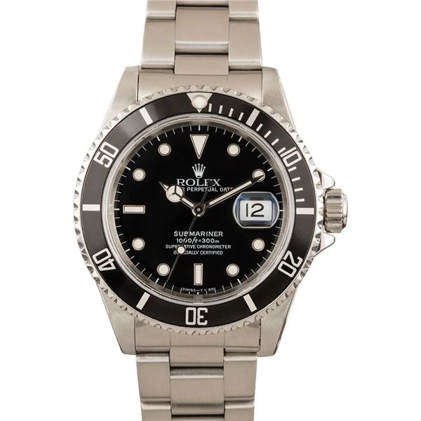 Pre-owned Rolex  Submariner 16610LN