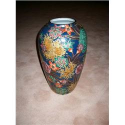 Large Floral urn-17"