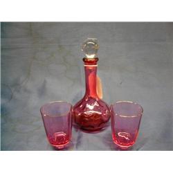 Cranberry decanter & 2 glasses