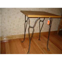 Ice cream style side table-oak top