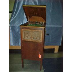 Old oak silverton victorola style record player