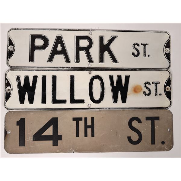 Three Metal Street Signs  [147429]