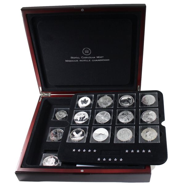 *2012 F15 World's Most Famous 15-piece Set of Silver Coins. 9729/10000