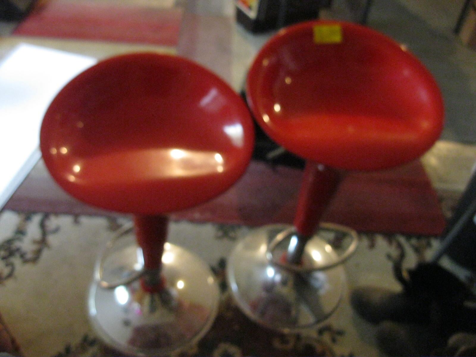 PAIR OF RED STOOLS - Dodds Auction
