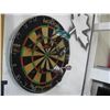 Image 2 : DARTBOARD W/DARTS