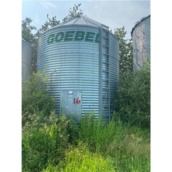 Group Lot #1-21- Goebel 4-Ring, wood floor. Located 1-mile S on RR 181 From Hwy 29. Ph. Theodore (58