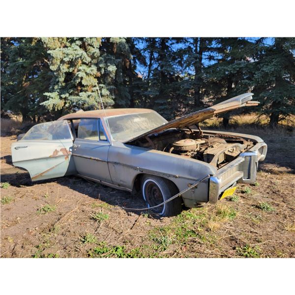 Pontiac 4 door, hard top, 327V8, Auto, sold for parts