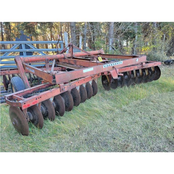 Cockshutt 12' Disc c/w hyd. Ram