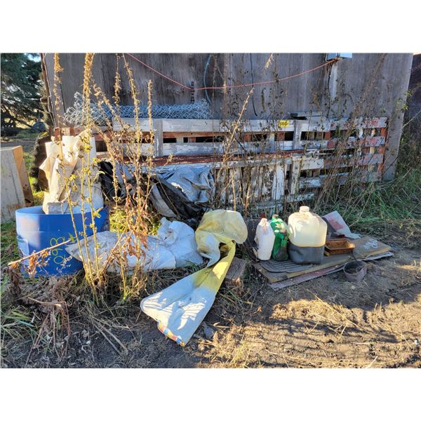 Box sides, oils, barrel, tarps