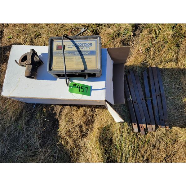 Fencer, barrel spout, 8- bucket teeth