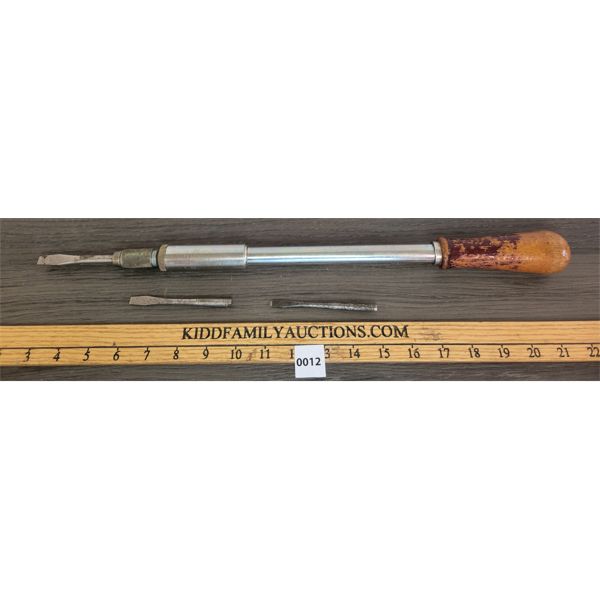 STANLEY WORKS (GB) LTD. YANKEE NO. 131A SPIRAL RATCHET SCREWDRIVER W/ 3 BITS