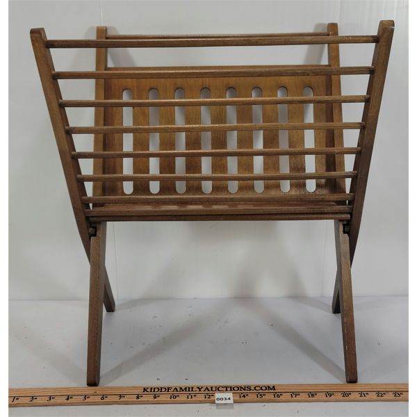 FOLDING MAGAZINE RACK
