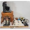 Image 1 : POLAROID MODEL 150 LAND CAMERA W/ ACCESSORIES & LEATHER CASE