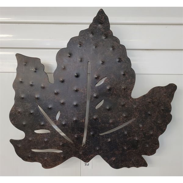 WROUGHT IRON MAPLE LEAF WALL DECOR