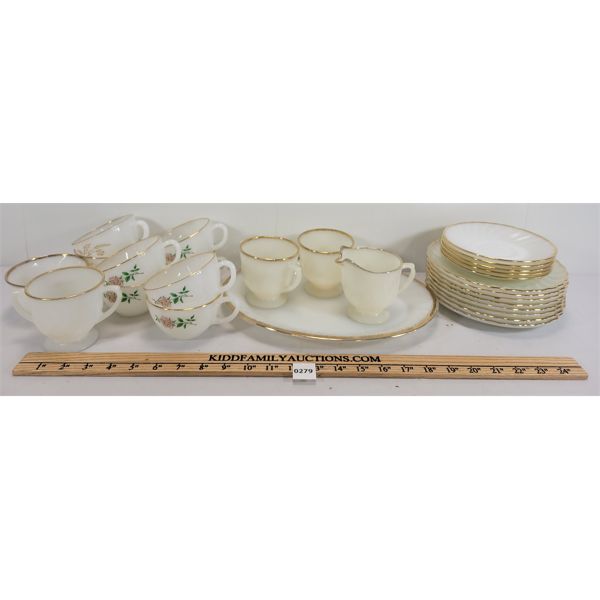 JOB LOT - ANCHOR HOCKING FIRE KING GOLD TRIM PCS