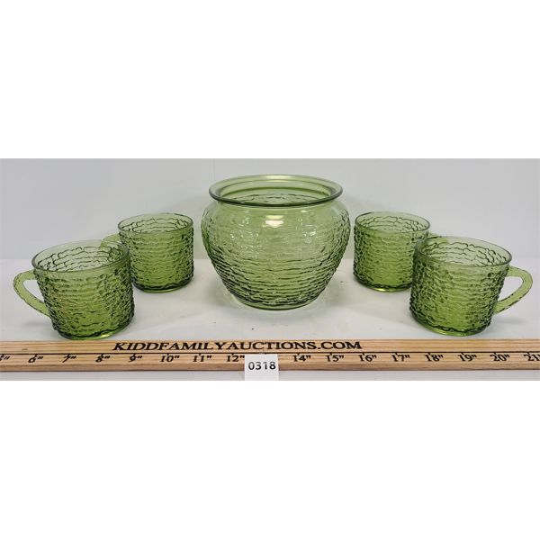 LOT OF 5 - ANCHOR HOCKING (?) AVOCADO MUGS & TEXTURED BOWL
