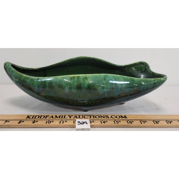 BEAUCE 543 CANADA POTTERY DISH