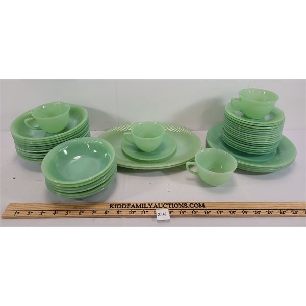 LOT OF 39 - FIRE KING JADEITE DINNER SET 
