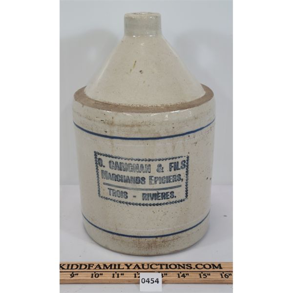 O. CARICNAN & FILS MERCHANT CROCK - TROIS-RIVIERES