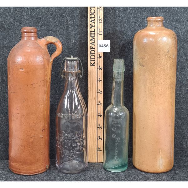 LOT OF 4 - SIGNED GINGER BOTTLES - INCL WYNAND FOCKINK AMSTERDAM CROCK