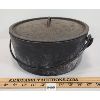 Image 1 : CAST CAMPFIRE POT W/ HANDLE
