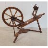 Image 1 : WALNUT SPINNING WHEEL