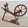 Image 4 : WALNUT SPINNING WHEEL