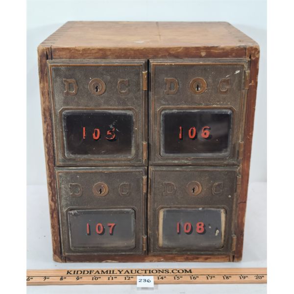 VINTAGE 4 HOLE MAILBOX 