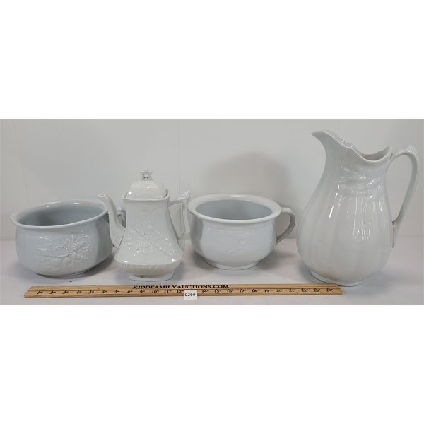 LOT OF 4 - STONEWARE PCS 