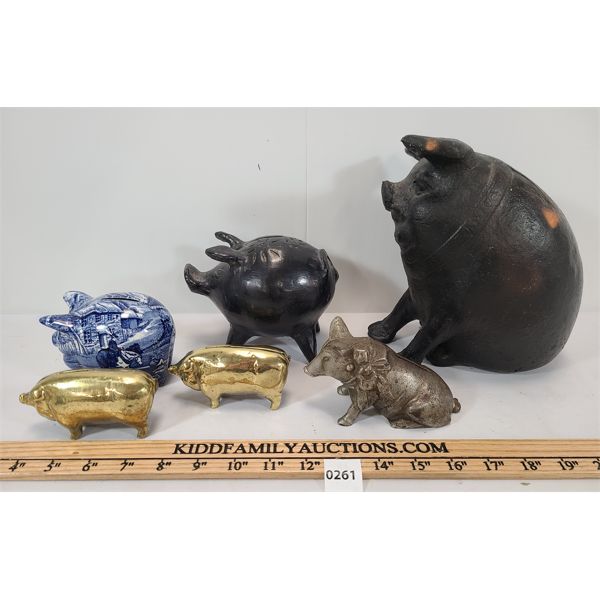 LOT OF 6 - PIGGY BANKS - INCL BRASS 