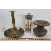 Image 1 : LOT OF 3 - CANDLESTICK HOLDERS AND BRASS SPITTOON