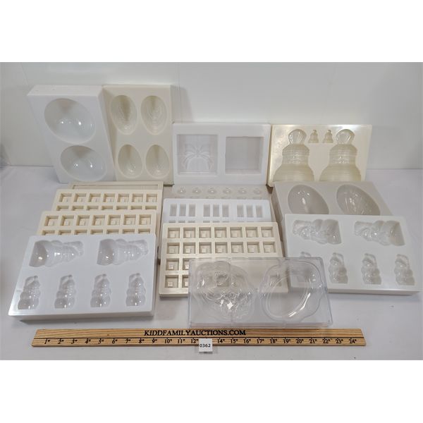 JOB LOT - CHOCOLATE MOLDS - SEE ALL PICS
